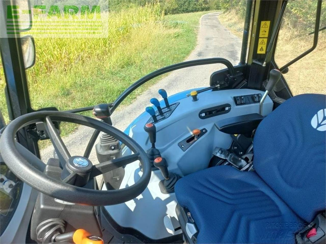 New Holland t5.90s - Трактор: фото 5 New Holland t5.90s - Трактор: фото 5