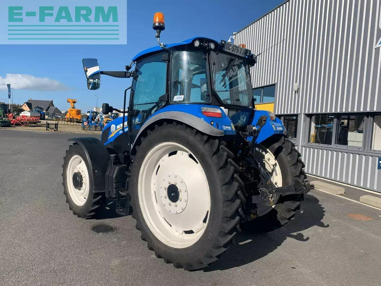 New Holland t5 95 dual command - Трактор: фото 4 New Holland t5 95 dual command - Трактор: фото 4