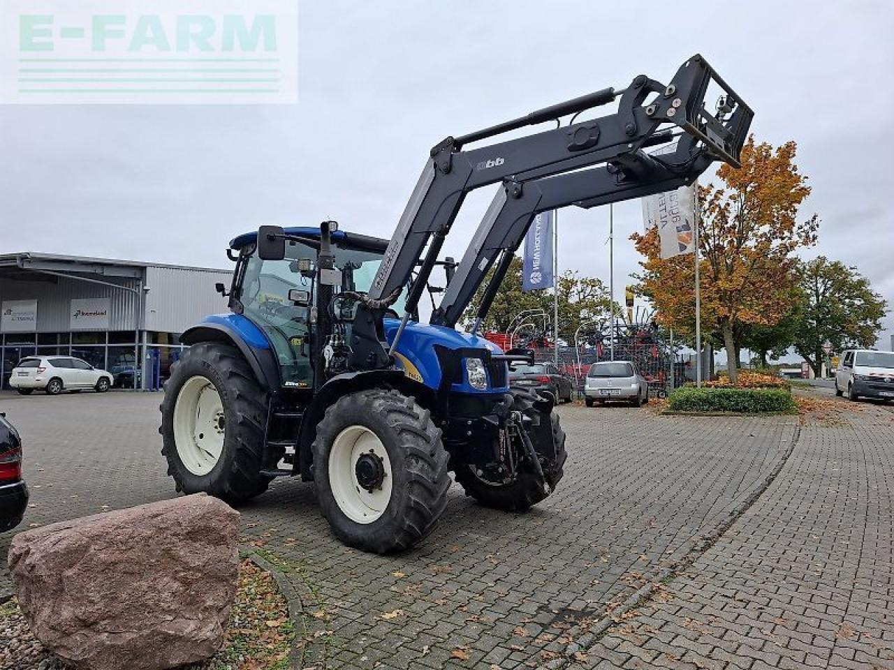 New Holland t6020 elite - Трактор: фото 4 New Holland t6020 elite - Трактор: фото 4