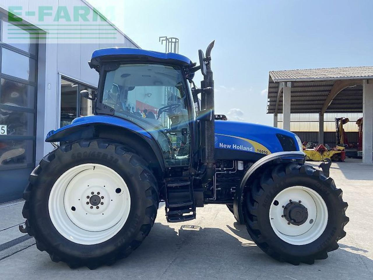 New Holland t6050 elite Elite - Трактор: фото 2 New Holland t6050 elite Elite - Трактор: фото 2
