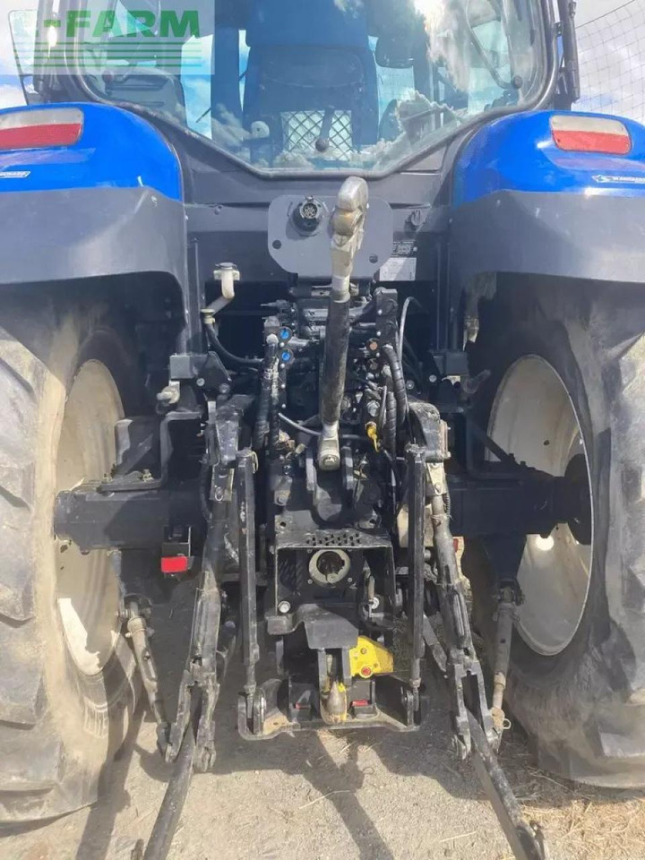 New Holland t7.165s range command t4b - Трактор: фото 5 New Holland t7.165s range command t4b - Трактор: фото 5