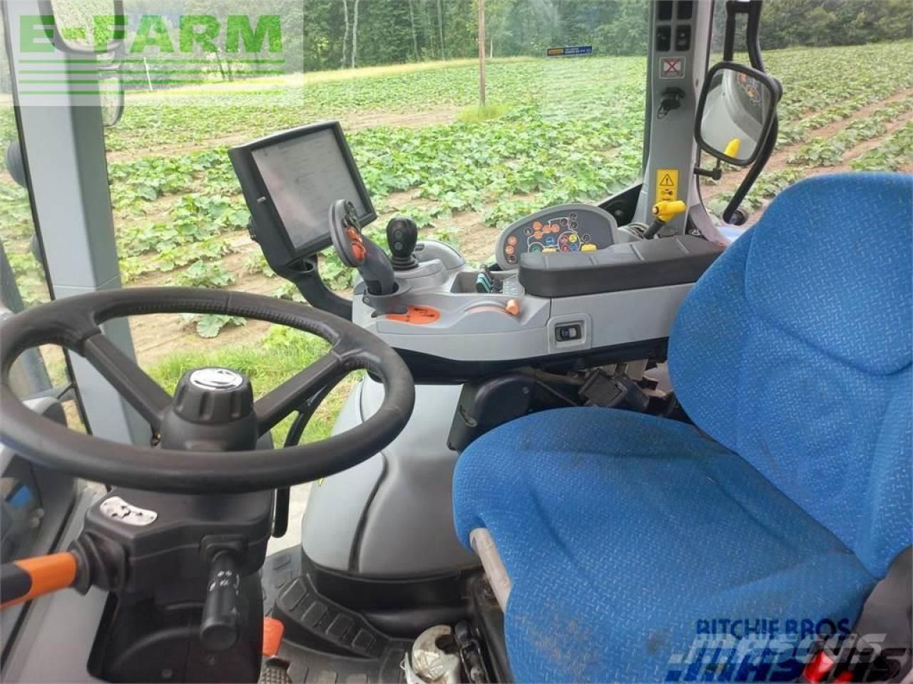 New Holland t7.185 auto command - Трактор: фото 5 New Holland t7.185 auto command - Трактор: фото 5