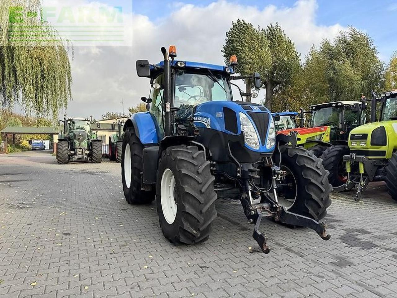 New Holland t7.185 powercommand - sidewinder ii - Трактор: фото 3 New Holland t7.185 powercommand - sidewinder ii - Трактор: фото 3