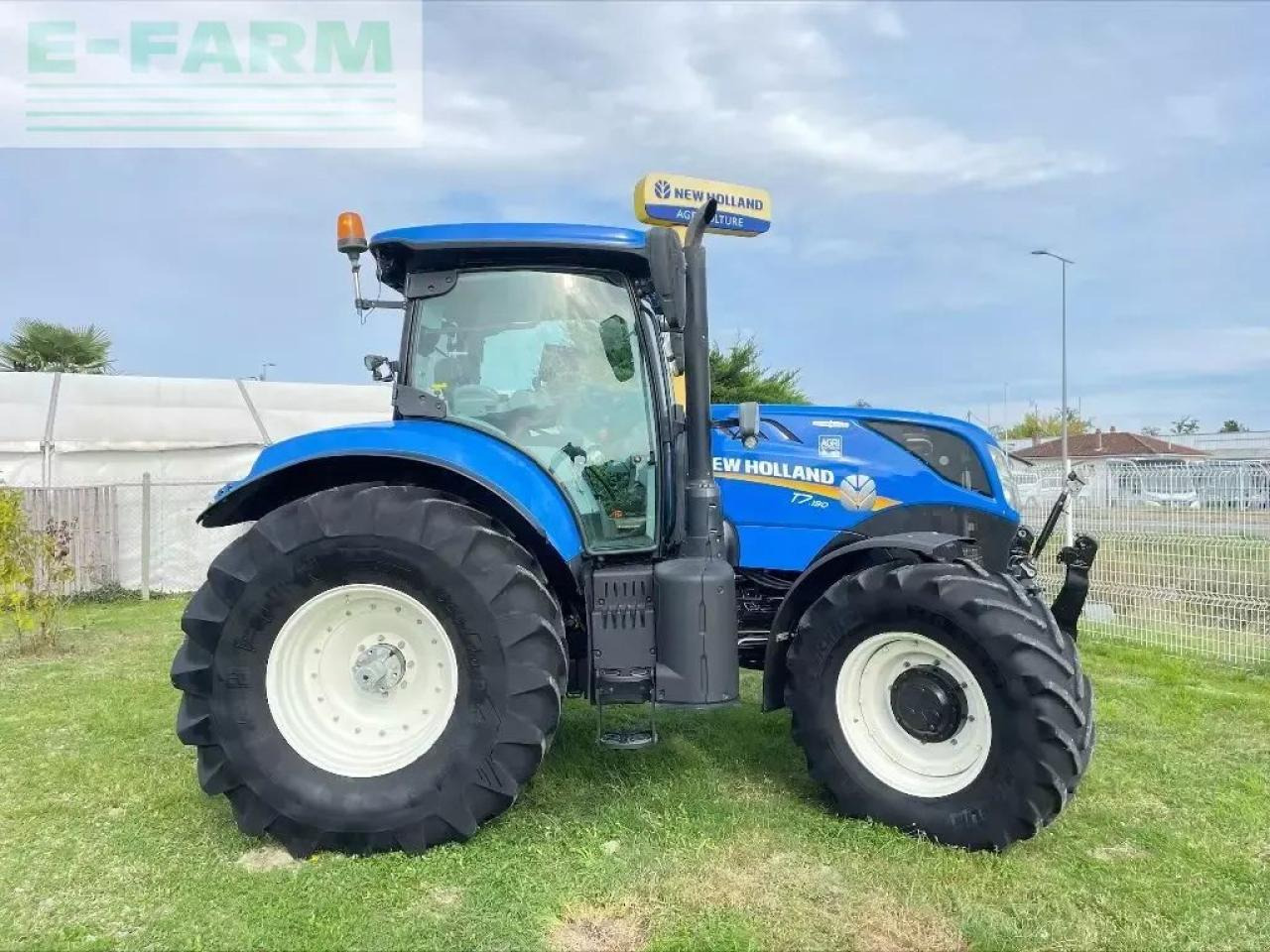 New Holland t7.190 - Трактор: фото 5 New Holland t7.190 - Трактор: фото 5