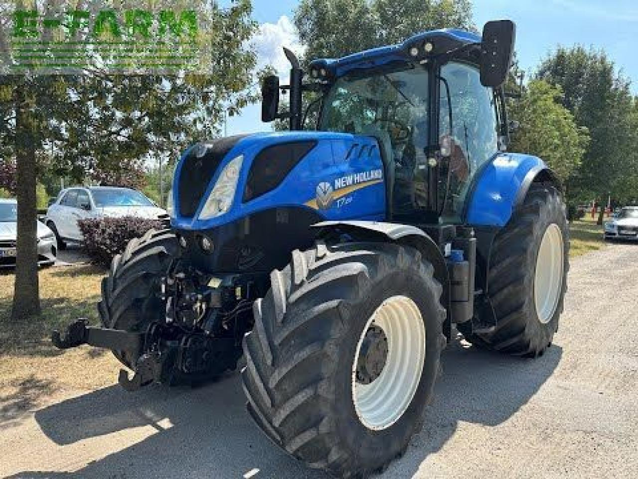 Трактор New Holland t7.210: фото 41