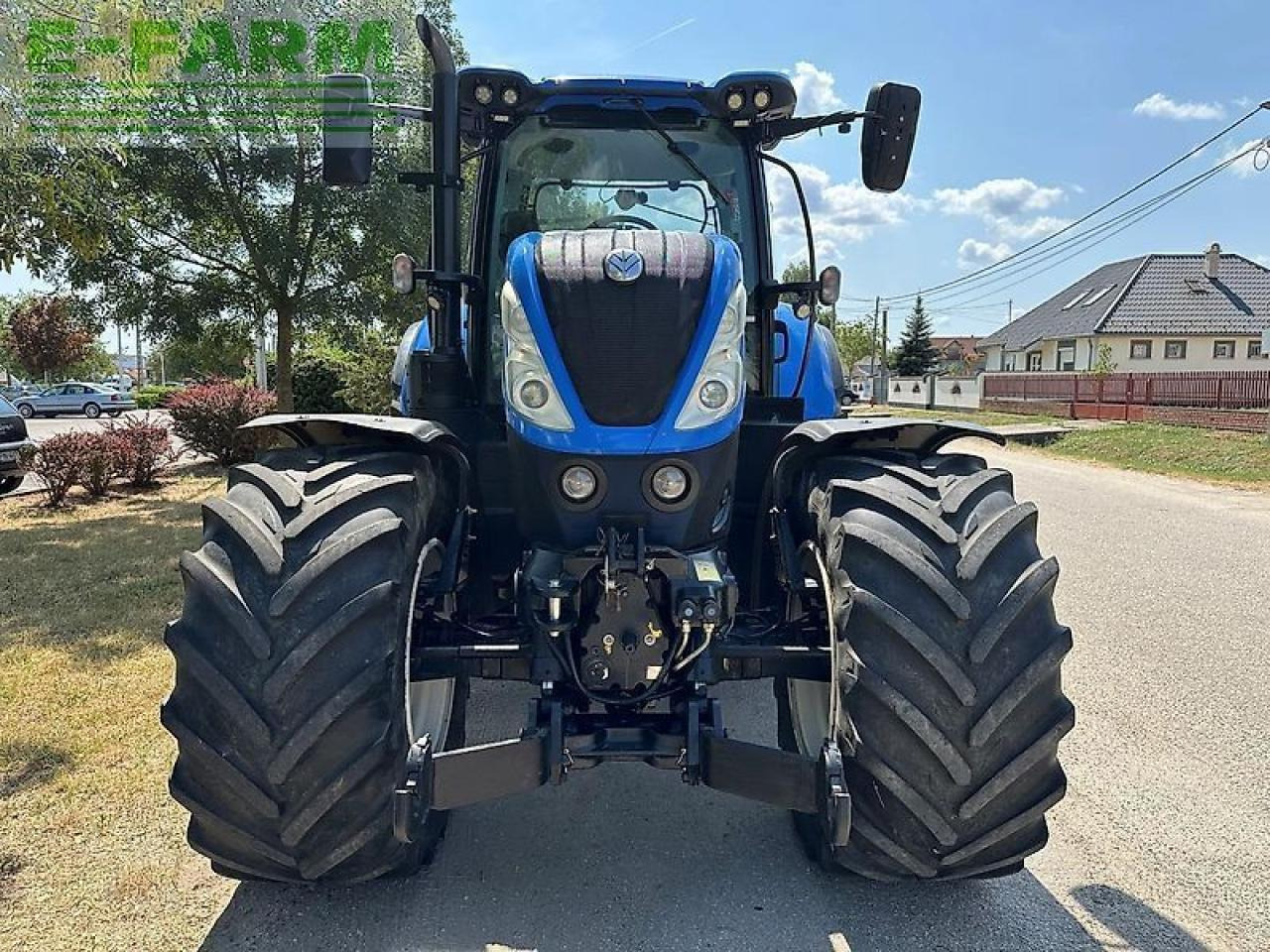 Трактор New Holland t7.210: фото 8