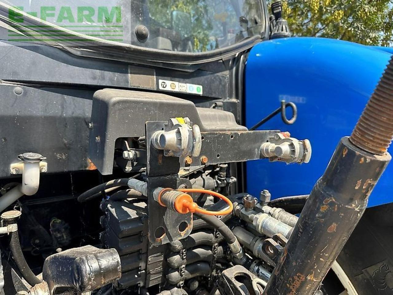 Трактор New Holland t7.210: фото 21
