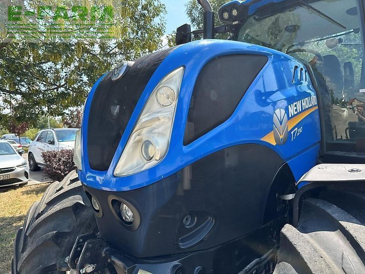 Трактор New Holland t7.210: фото 10