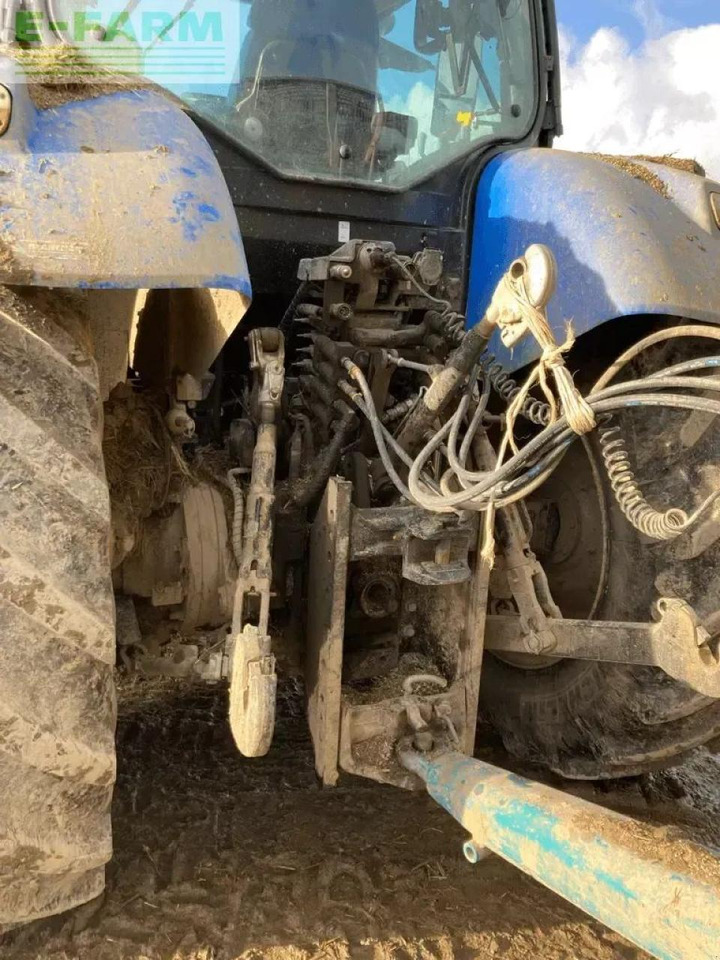 New Holland t7.210 rc s5 - Трактор: фото 2 New Holland t7.210 rc s5 - Трактор: фото 2