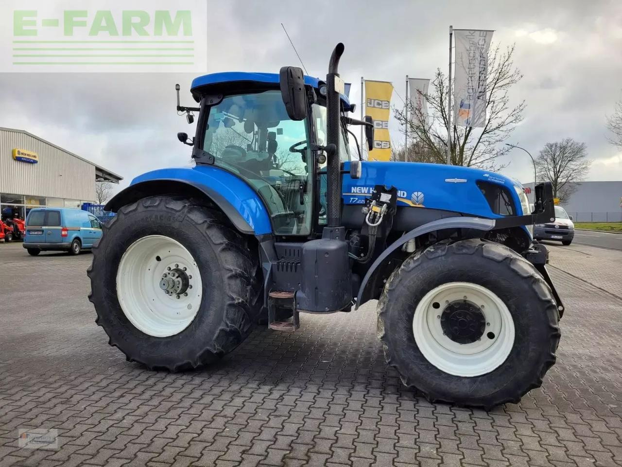 New Holland t7.220 ac - Трактор: фото 3 New Holland t7.220 ac - Трактор: фото 3