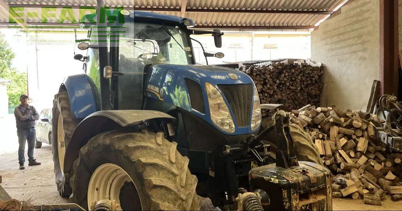 New Holland t7.220 sw - Трактор: фото 4 New Holland t7.220 sw - Трактор: фото 4