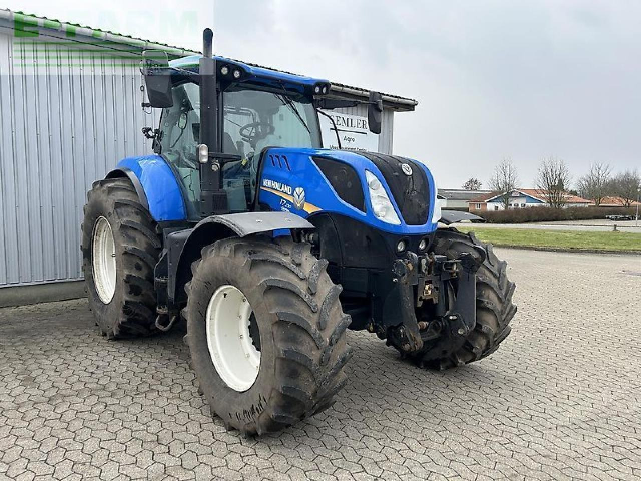 Трактор New Holland t7.230: фото 10