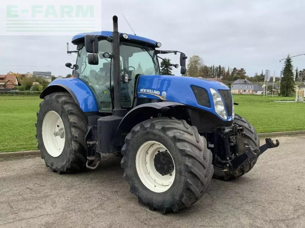 New Holland t7.250 - Трактор: фото 2 New Holland t7.250 - Трактор: фото 2