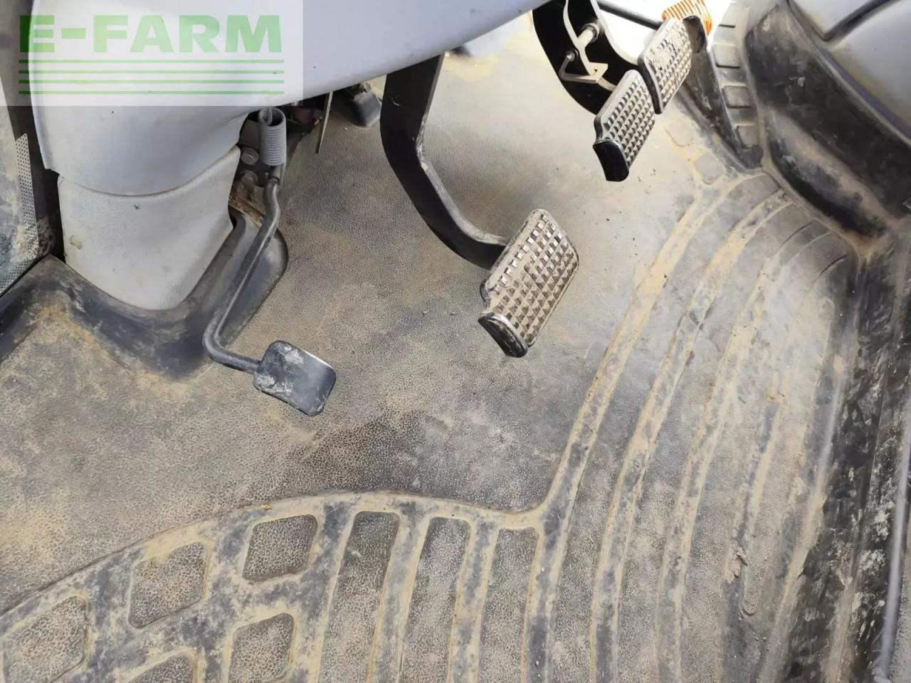 New Holland t7.250ac - Трактор: фото 5 New Holland t7.250ac - Трактор: фото 5