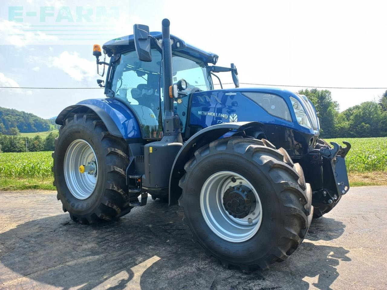 New Holland t7.270 auto command sidewinder ii (stage v) - Трактор: фото 3 New Holland t7.270 auto command sidewinder ii (stage v) - Трактор: фото 3