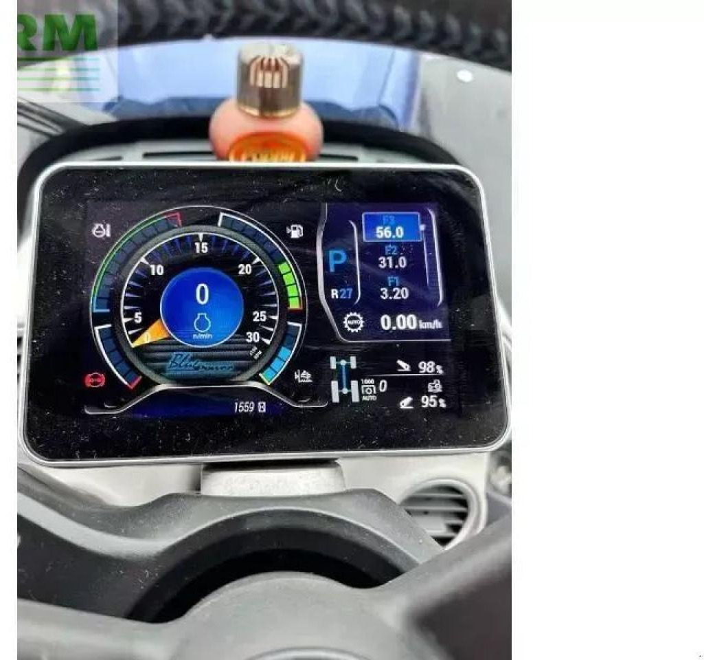 New Holland t7-275ac-plmi - Трактор: фото 2 New Holland t7-275ac-plmi - Трактор: фото 2