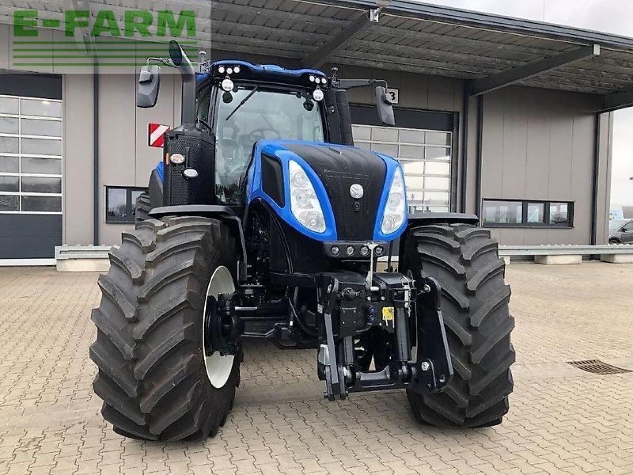 New Holland t8.410 plmi ultracommand track - Трактор: фото 3 New Holland t8.410 plmi ultracommand track - Трактор: фото 3