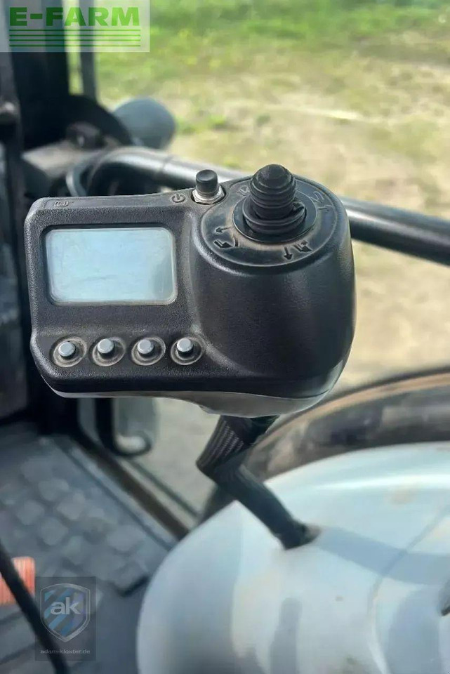 New Holland td5040 - Трактор: фото 3 New Holland td5040 - Трактор: фото 3