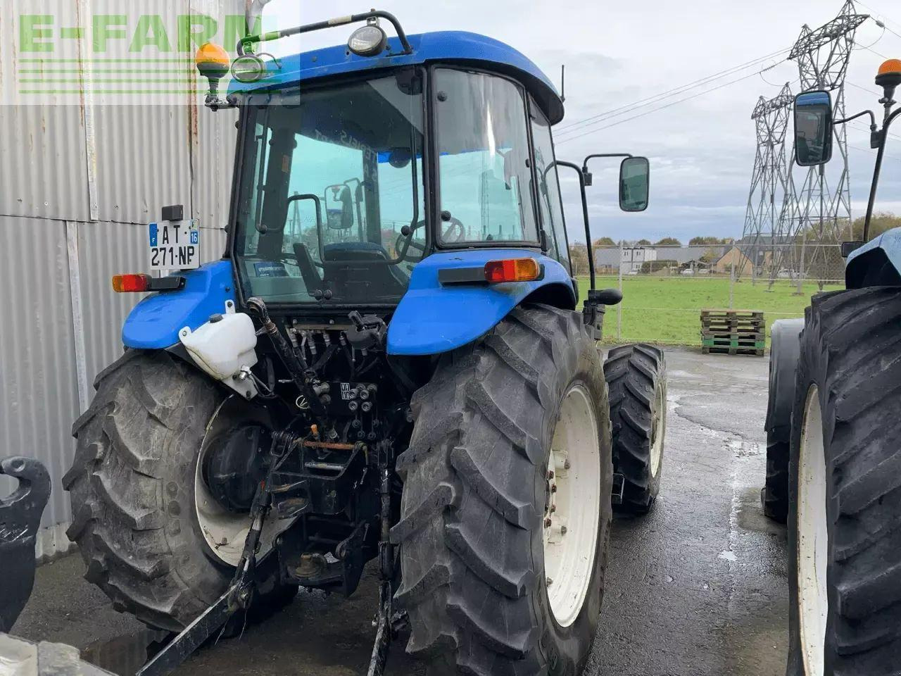 New Holland td5040 - Трактор: фото 3 New Holland td5040 - Трактор: фото 3