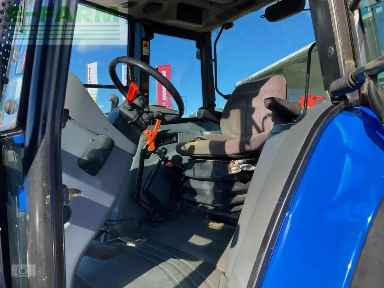 Трактор New Holland tl 100: фото 12