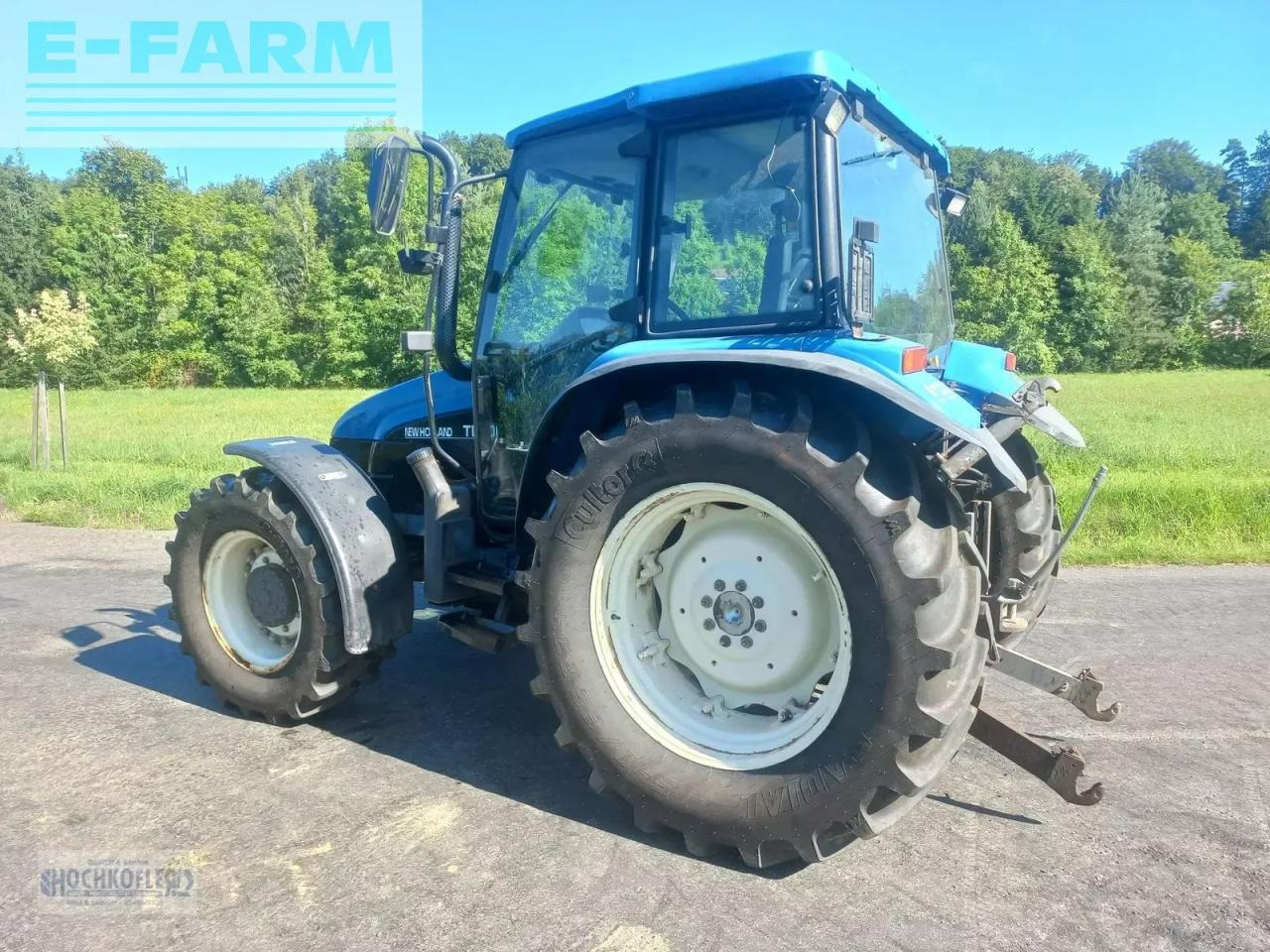 New Holland tl80 (4wd) - Трактор: фото 2 New Holland tl80 (4wd) - Трактор: фото 2