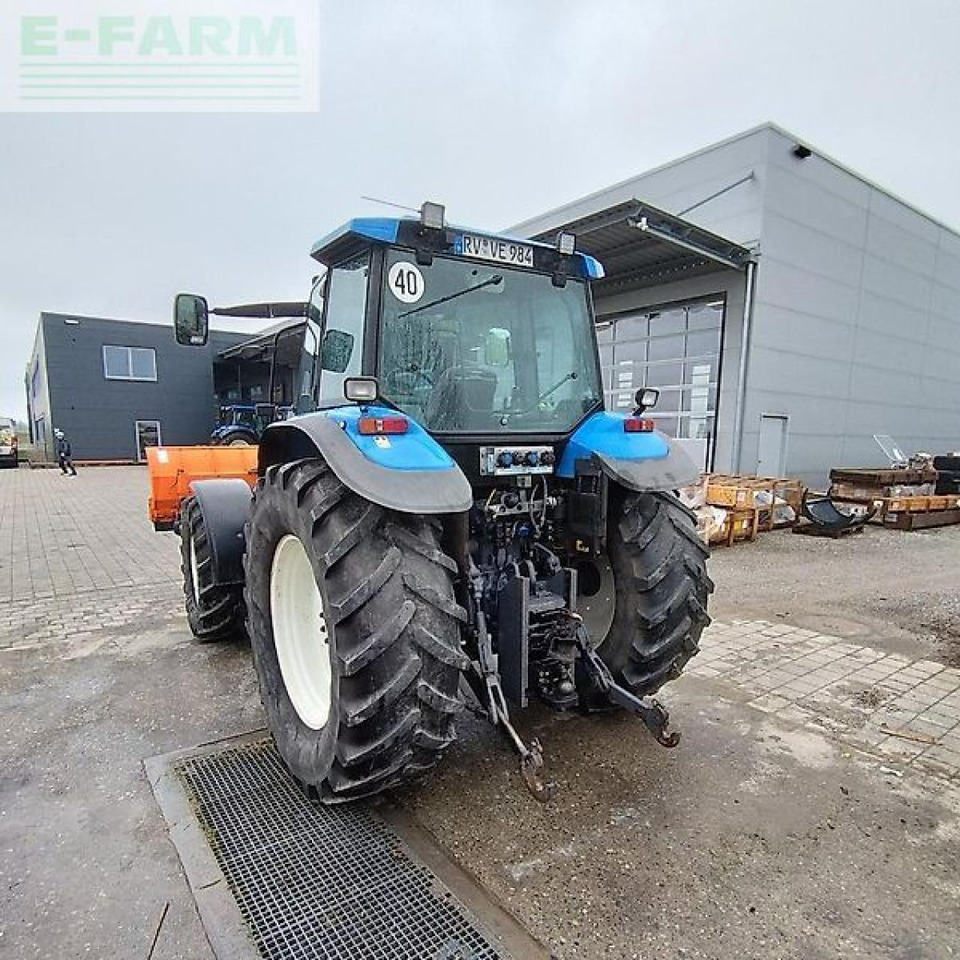 New Holland tm125 traktor 115ps *gebraucht* bj 2001 bad waldsee - Трактор: фото 3 New Holland tm125 traktor 115ps *gebraucht* bj 2001 bad waldsee - Трактор: фото 3
