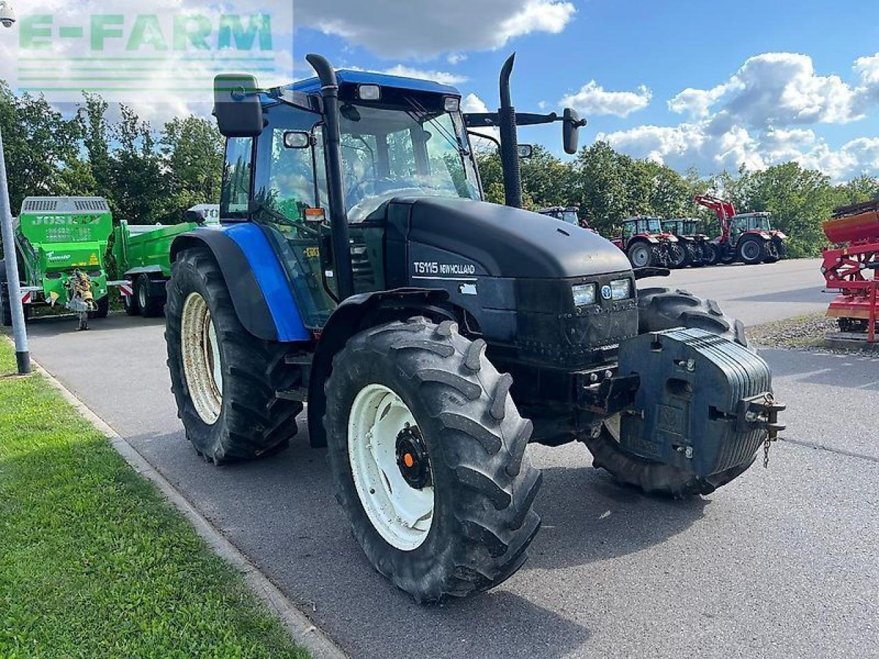 New Holland ts 115 - Трактор: фото 5 New Holland ts 115 - Трактор: фото 5