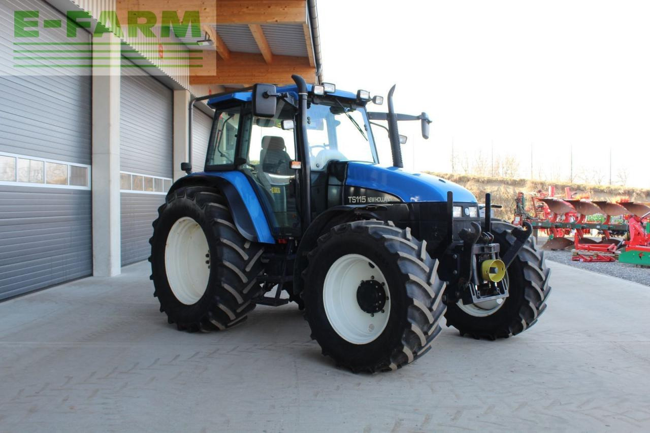 New Holland ts115 - Трактор: фото 2 New Holland ts115 - Трактор: фото 2