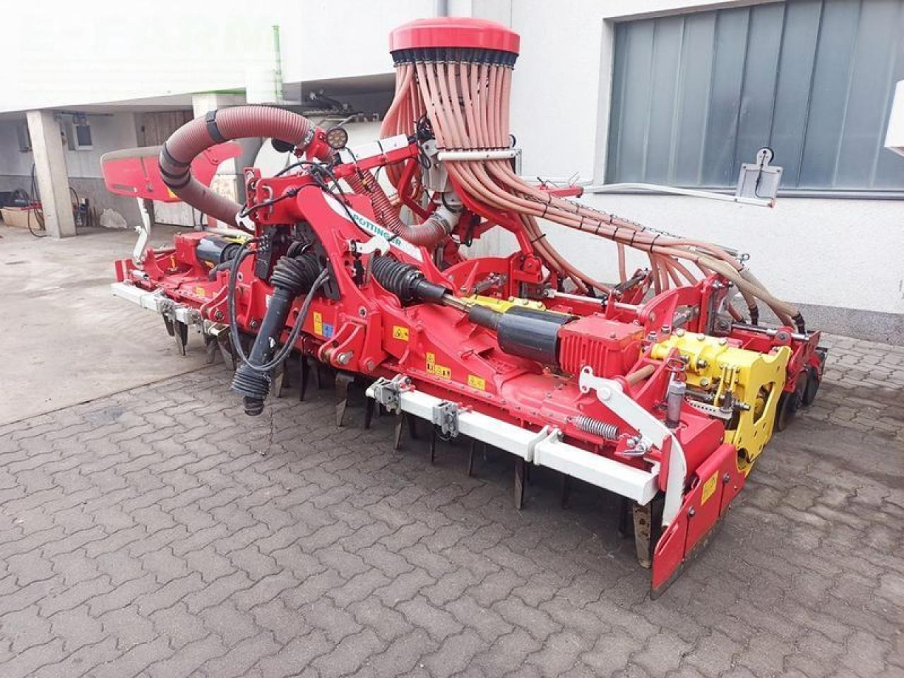 Pöttinger 4 m säkombination pneumatisch klappbar - Посівний комплекс: фото 1 Pöttinger 4 m säkombination pneumatisch klappbar - Посівний комплекс: фото 1