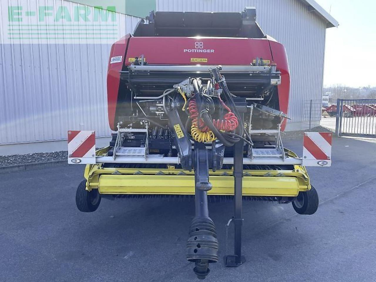 Pöttinger impress 3190 v pro - Прес-підбирач тюковий: фото 2 Pöttinger impress 3190 v pro - Прес-підбирач тюковий: фото 2