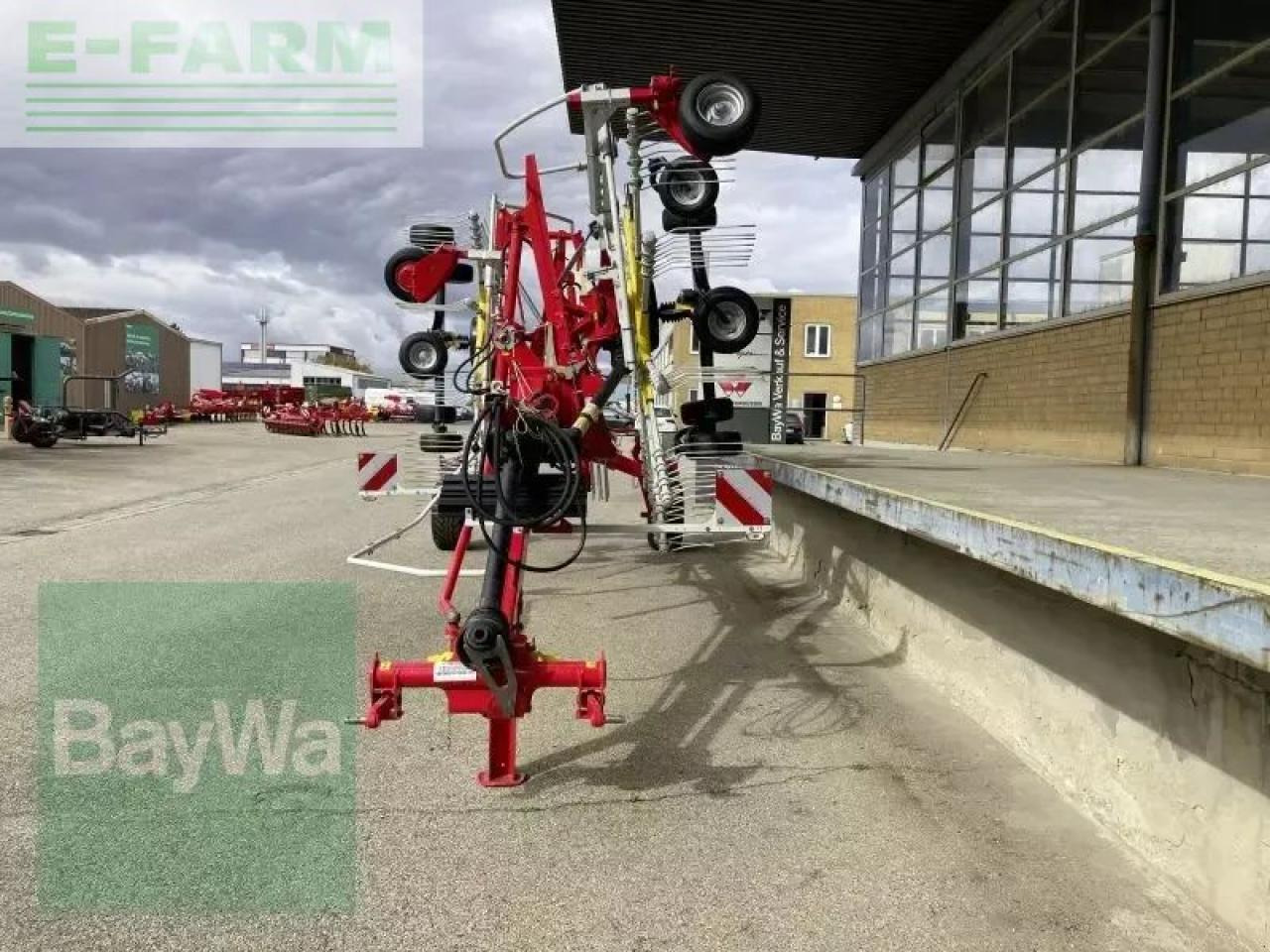 Pöttinger top 722 - Сіноворушилка: фото 2 Pöttinger top 722 - Сіноворушилка: фото 2