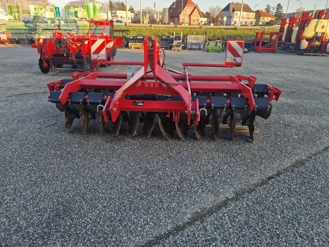 Quivogne Diskator 300 - Дисковий культиватор: фото 2 Quivogne Diskator 300 - Дисковий культиватор: фото 2
