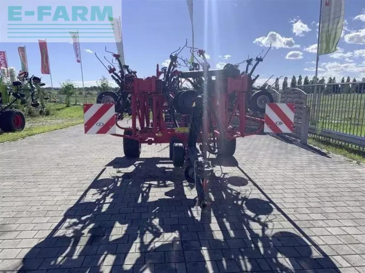 SIP spider 1300 / 12 t - Сіноворушилка: фото 2 SIP spider 1300 / 12 t - Сіноворушилка: фото 2