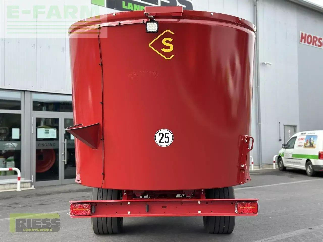 Strautmann verti-mix 2401 double - Техніка для тваринництва: фото 3 Strautmann verti-mix 2401 double - Техніка для тваринництва: фото 3