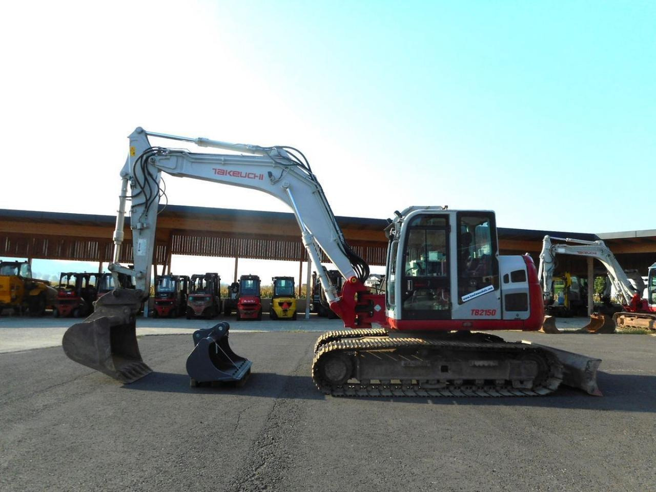 Takeuchi tb 2150 ( 15.095kg ) mit schwenkarm - Гусеничний екскаватор: фото 1 Takeuchi tb 2150 ( 15.095kg ) mit schwenkarm - Гусеничний екскаватор: фото 1