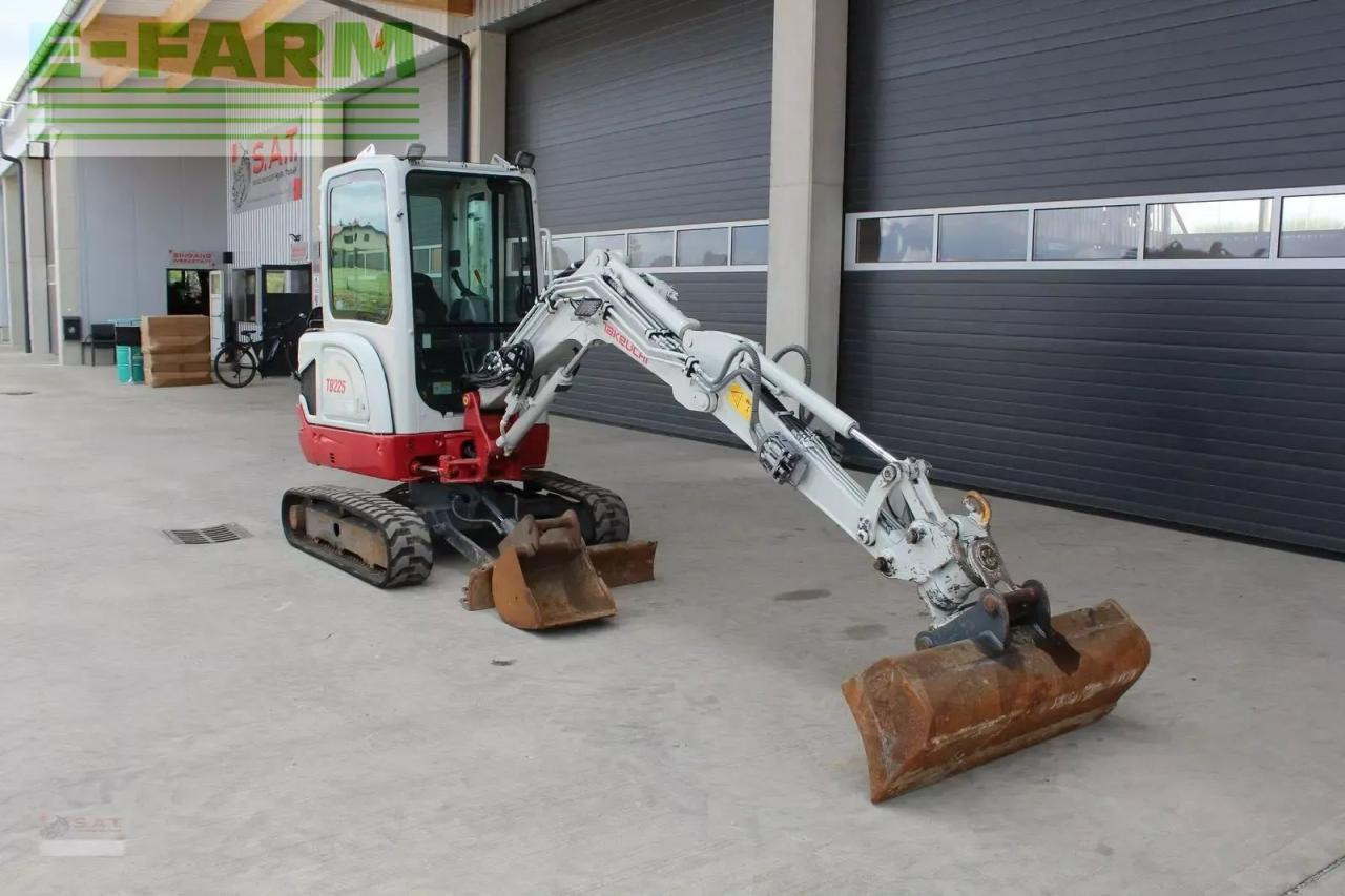 Takeuchi tb 225 - minibagger - powertilt - 2022 - Міні-екскаватор: фото 5 Takeuchi tb 225 - minibagger - powertilt - 2022 - Міні-екскаватор: фото 5