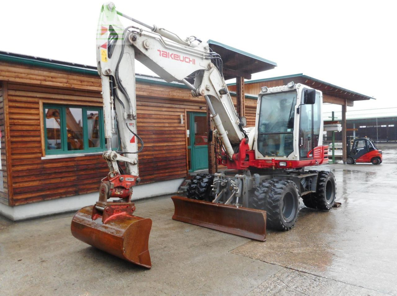 Takeuchi tb295w mit vollausstattung u. 3 löffel ( zentra - Колісний екскаватор: фото 2 Takeuchi tb295w mit vollausstattung u. 3 löffel ( zentra - Колісний екскаватор: фото 2