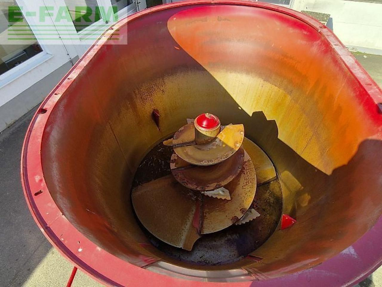 Trioliet solomix 1 1000 vlb - Техніка для тваринництва: фото 5 Trioliet solomix 1 1000 vlb - Техніка для тваринництва: фото 5