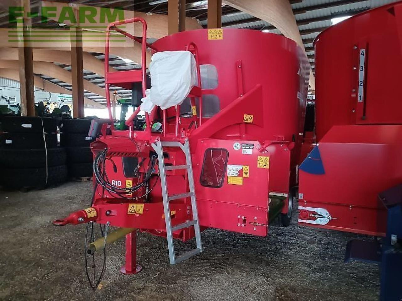 Trioliet solomix 1 1000 vlb - Техніка для тваринництва: фото 1 Trioliet solomix 1 1000 vlb - Техніка для тваринництва: фото 1