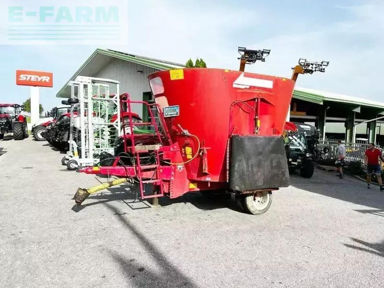 Trioliet solomix 1000 futtermischwagen - Техніка для тваринництва: фото 1 Trioliet solomix 1000 futtermischwagen - Техніка для тваринництва: фото 1