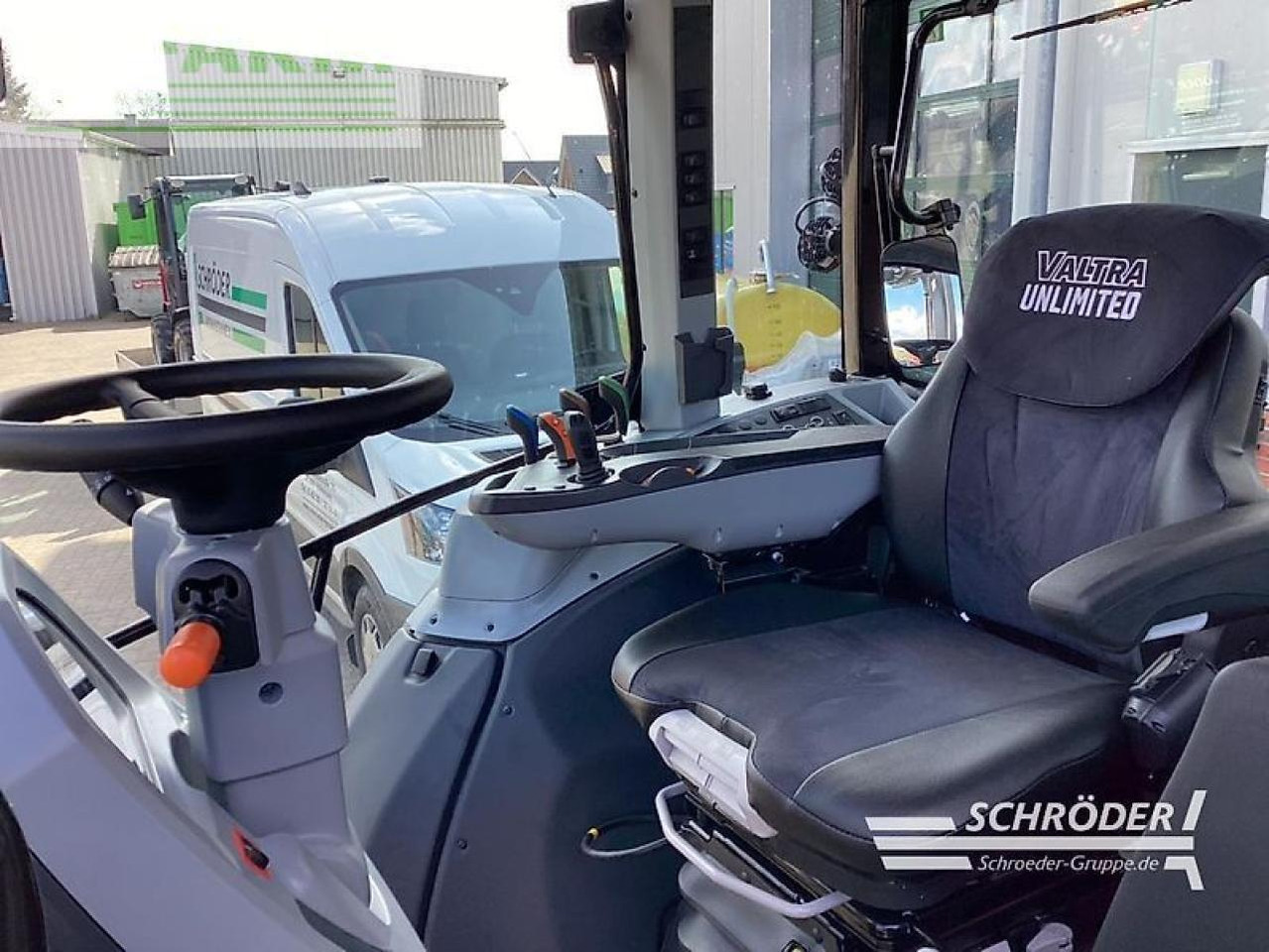 Valtra g 115 a - Трактор: фото 5 Valtra g 115 a - Трактор: фото 5