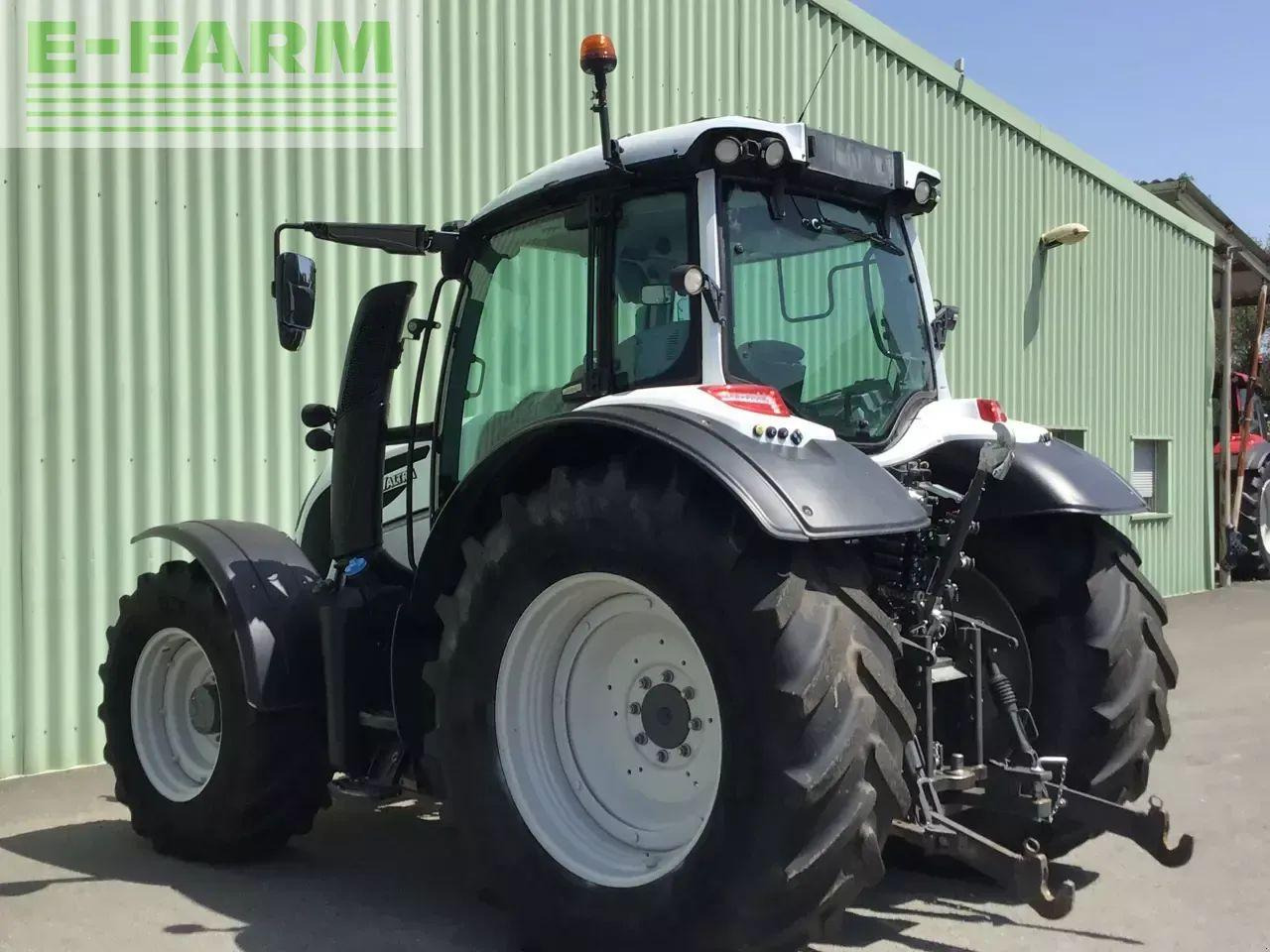 Valtra n 174 direct Direct - Трактор: фото 3 Valtra n 174 direct Direct - Трактор: фото 3