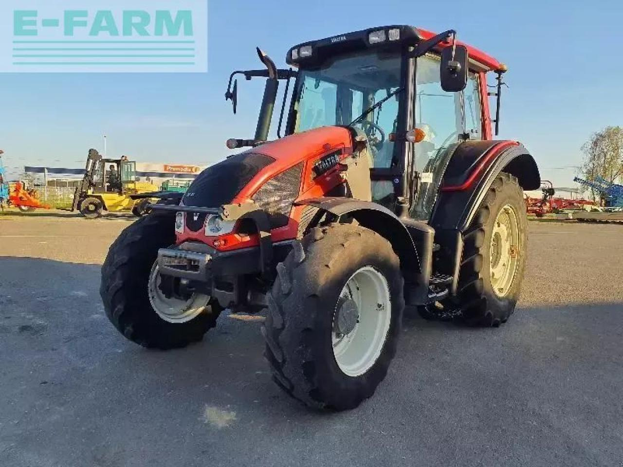 Valtra n103 - Трактор: фото 1 Valtra n103 - Трактор: фото 1