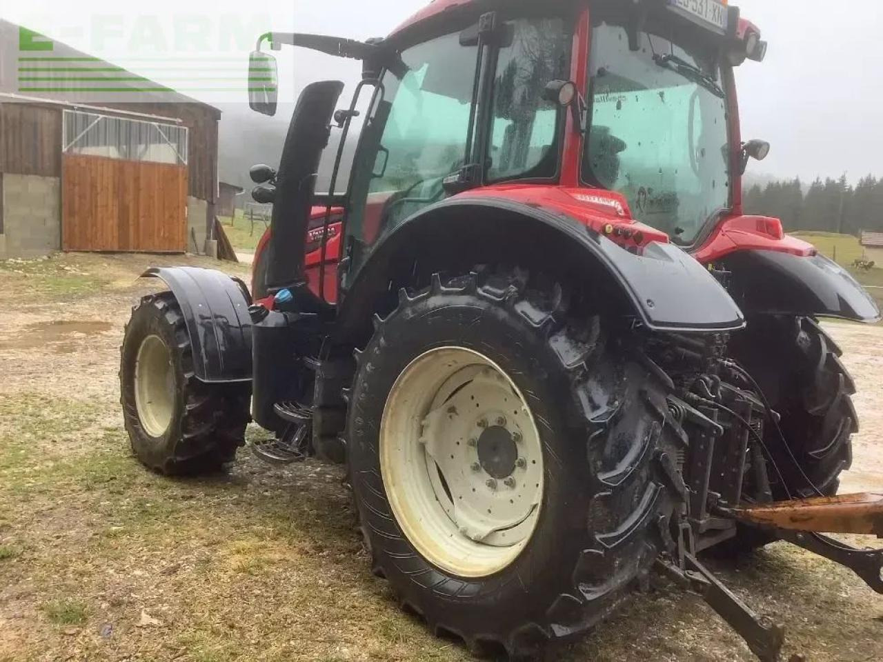 Valtra n104 - Трактор: фото 4 Valtra n104 - Трактор: фото 4