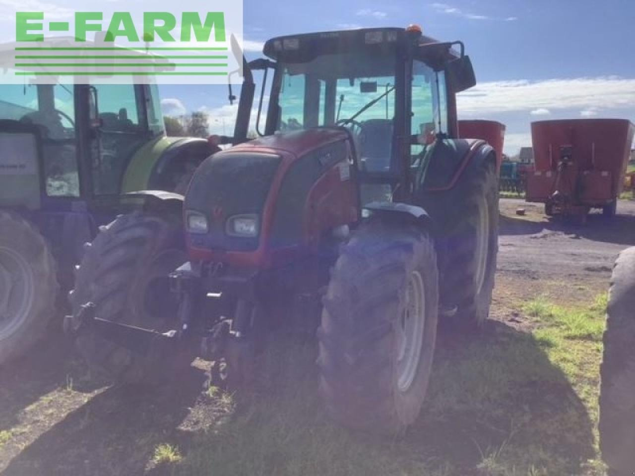 Valtra n111 hitech HiTech - Трактор: фото 1 Valtra n111 hitech HiTech - Трактор: фото 1