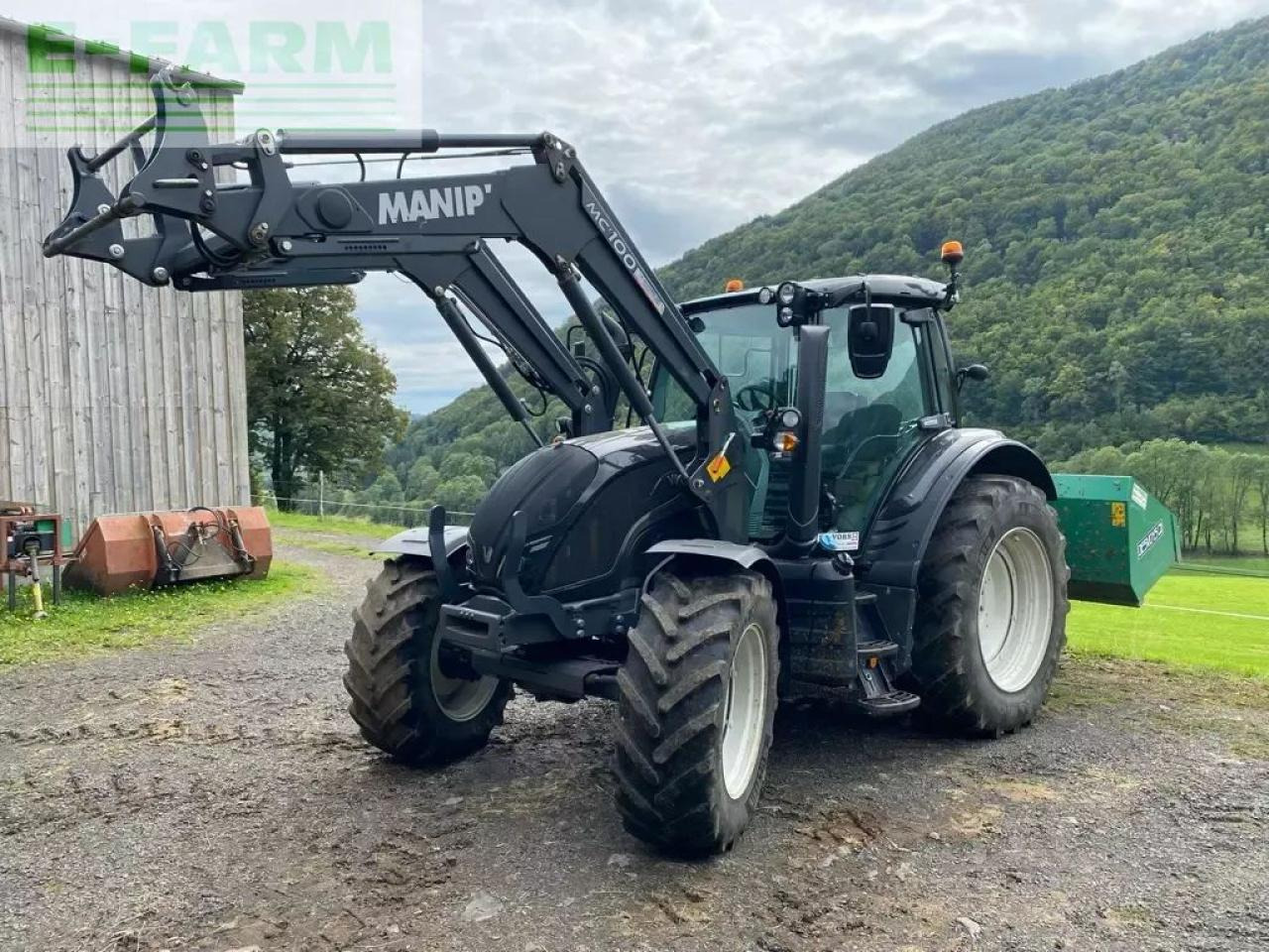 Valtra n134 hitech HiTech - Трактор: фото 1 Valtra n134 hitech HiTech - Трактор: фото 1