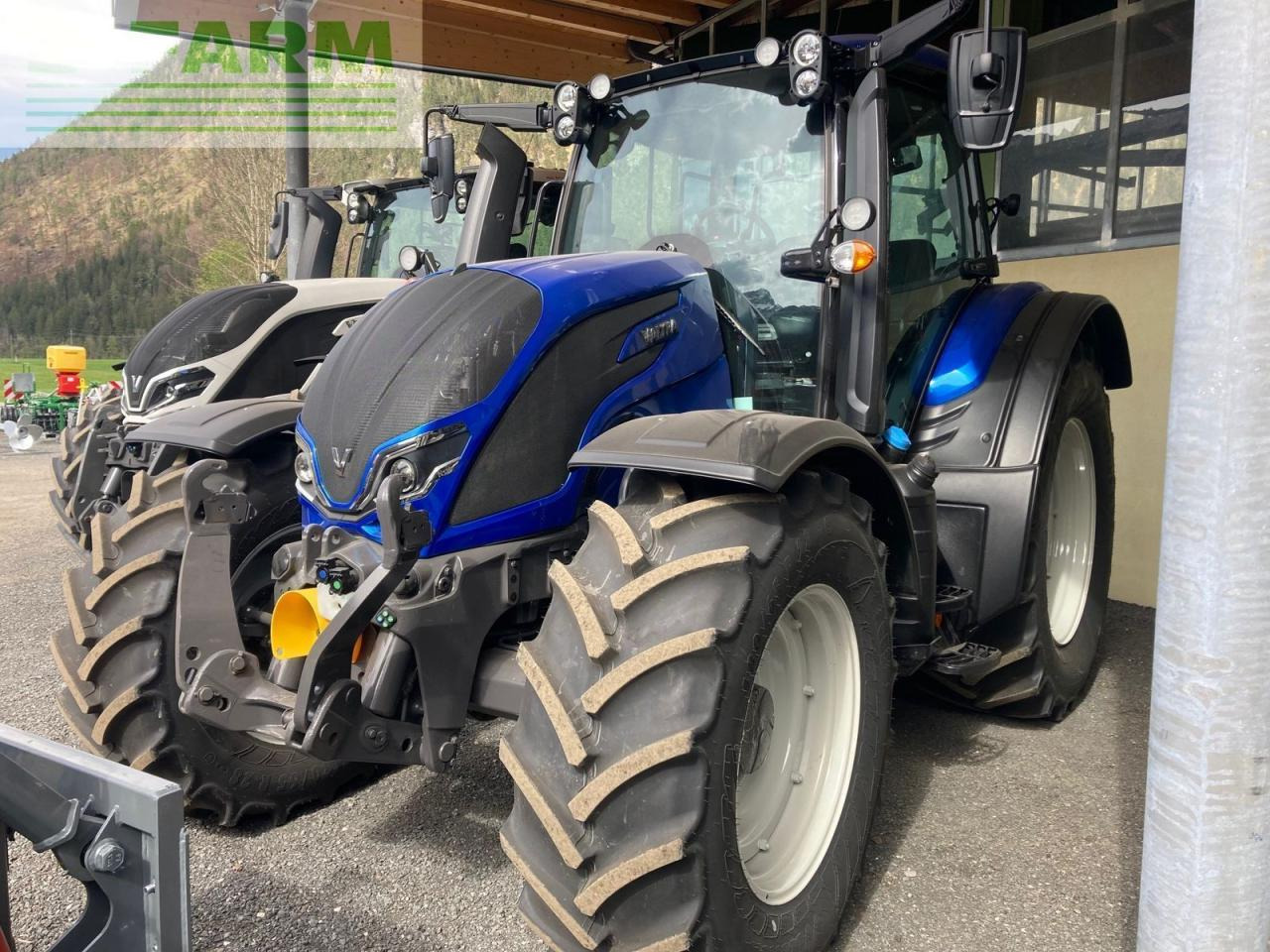 Valtra n175 versu Versu - Трактор: фото 1 Valtra n175 versu Versu - Трактор: фото 1