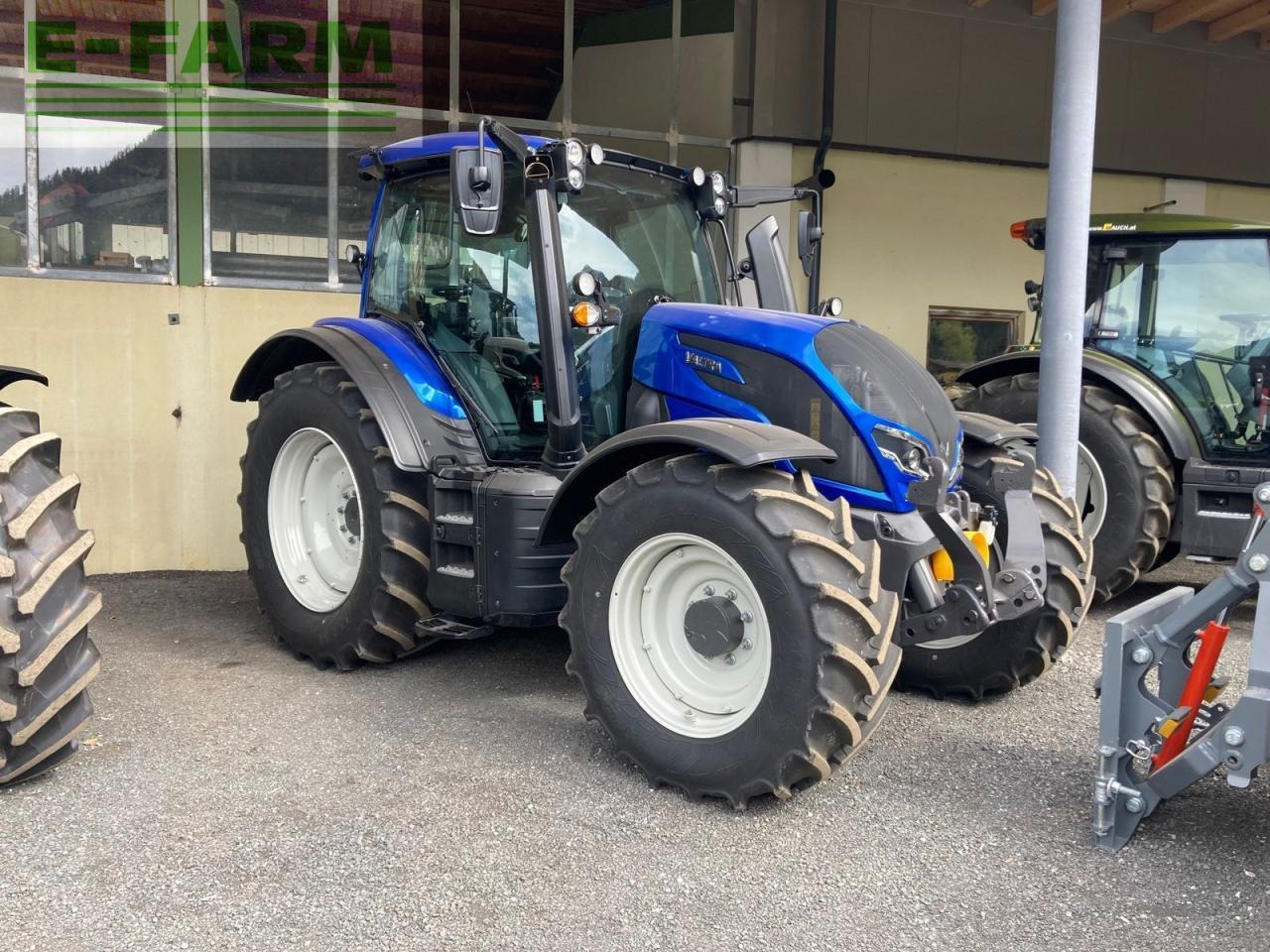 Valtra n175 versu Versu - Трактор: фото 2 Valtra n175 versu Versu - Трактор: фото 2
