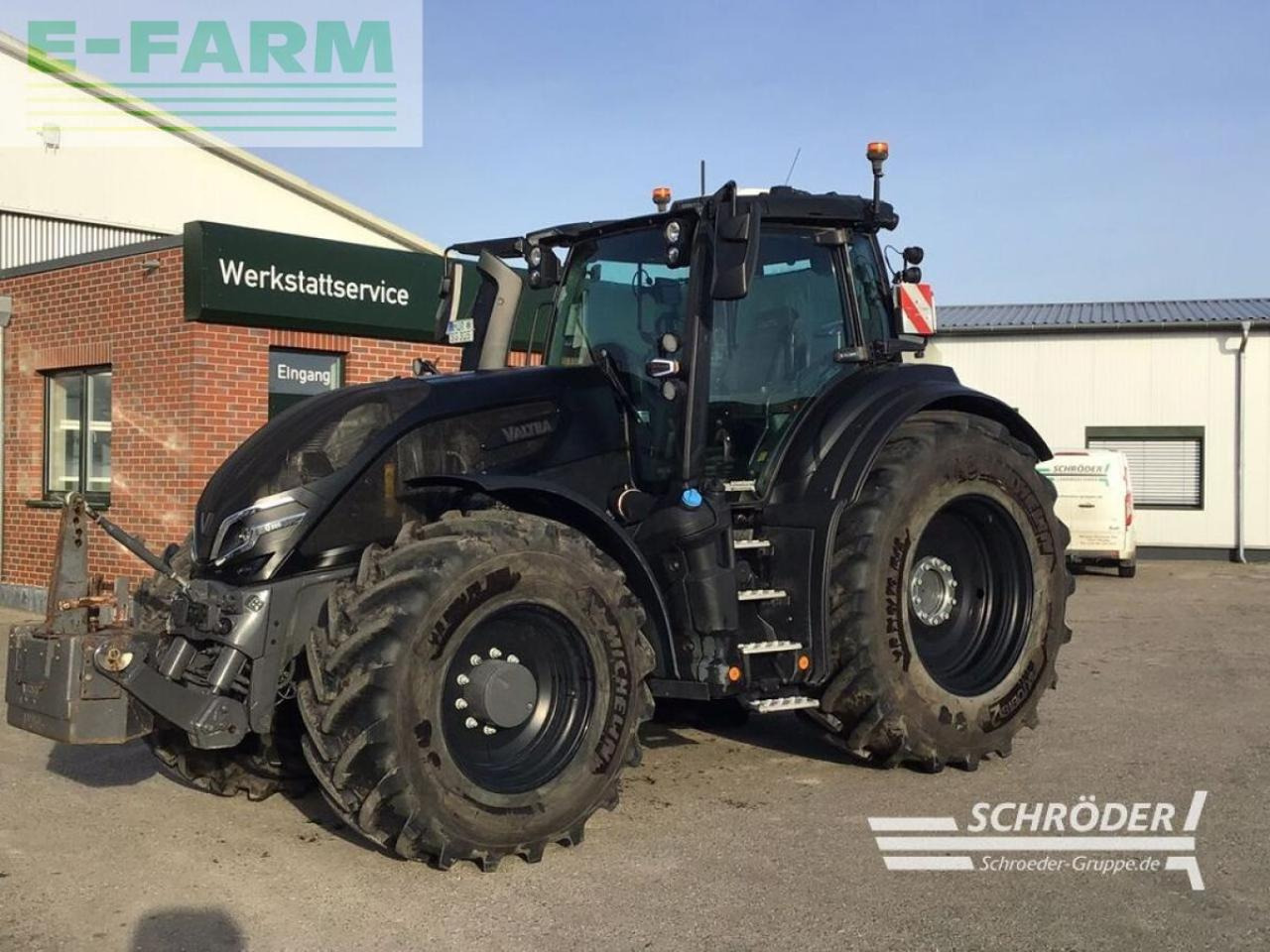 Valtra q 305 - Трактор: фото 1 Valtra q 305 - Трактор: фото 1