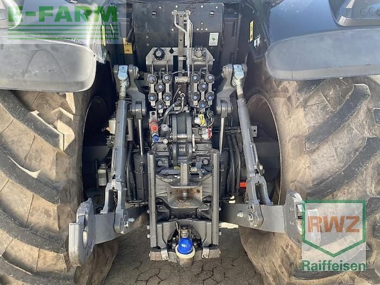 Valtra s394 - Трактор: фото 4 Valtra s394 - Трактор: фото 4